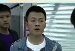 蠢男孩 在线观看,在线观看，笑料横生的青春成长记